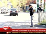 Грузинская оппозиция митингует против чествования полицейских в День святого Георгия. А те проводят парад Грузинская оппозиция митингует против чествования полицейских в День святого Георгия. А те проводят парад