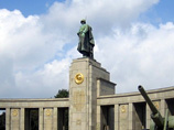 В Берлине осквернен памятник советским солдатам