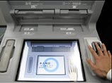 В Польше появился банкомат, распознающий клиента по отпечаткам пальцев
