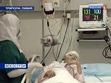 Министр транспорта Ливии Мухаммед Зидан посетил Робина ван Эшота в больнице Триполи сразу после завершения операции, передает РИА Новости. Он сообщил журналистам, что хирургическое вмешательство прошло успешно, ребенок чувствует себя хорошо