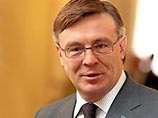 Янукович назвал "домыслами" сообщения о планах России открыть на Украине новые военные базы Янукович назвал "домыслами" сообщения о планах России открыть на Украине новые военные базы