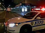 В центре Нью-Йорка, где ранее удалось предотвратить теракт, людей эвакуируют из-за подозрительной машины
