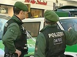 Полиция Германии разыскивает преступника, который похитил супругу директора сберегательной кассы. Злоумышленник грозился убить женщину