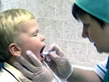 Более 350 детям, которые в последние недели приехали в Россию из Таджикистана, сделана прививка против полиомиелита