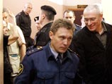 Накануне соответствующее ходатайство было заявлено адвокатами Ходорковского и Лебедева