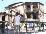 Новые беспорядки на юге Киргизии: погромщики атаковали университет Новые беспорядки на юге Киргизии: погромщики атаковали университет