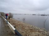 Якутску грозит затопление - паводок может разрушить защищающую город дамбу
