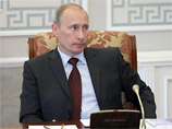 Премьер-министр Путин уточнил, что речь, в частности, идет для Казахстана об объемах товаров, "для России очень важен автопром, поскольку, если мы сдвинемся с намеченных позиций, это нанесет ущерб ее развитию, также авиапромышленность"