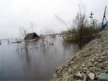 В Якутии остаются подтопленными десять населенных пунктов. Под угрозой еще три поселка 
