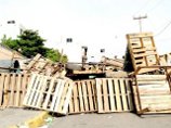 В Кингстоне введено ЧП из-за беспорядков, вызванных желанием властей выдать США наркобарона В Кингстоне введено ЧП из-за беспорядков, вызванных желанием властей выдать США наркобарона
