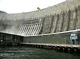 Cаяно-Шушенскую ГЭС может смыть паводок