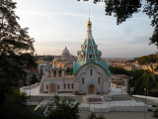 Болгарская православная церковь передала русскому храму РПЦ в Риме частицу Животворящего Креста Господня