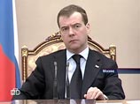 Медведев поставил задачу к 2015 году обновить на треть вооружение в армии 