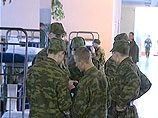 Фурсенко добавил, что очень важно, чтобы в армии были достойные условия прохождения службы, и люди после армии могли получить образование