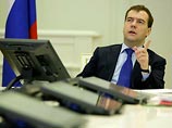 Медведев: кризисная экономика должна опереться на культуру и нравственность
