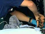 В Австралии полуторагодовалый ребенок чудом выжил, скатившись в коляске прямо под колеса поезда (ВИДЕО)
