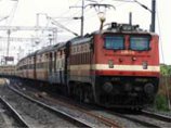 На востоке Индии маоисты спустили с рельсов пассажирский поезд: 65 погибших