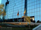Вся верхушка алжирской нефтегазовой госкорпорации уволена и арестована по обвинению в коррупции Вся верхушка алжирской нефтегазовой госкорпорации уволена и арестована по обвинению в коррупции