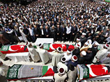В Турции в четверг проходят похороны девятерых активистов пропалестинского гуманитарного конвоя, убитых во время военной операции  морской пехоты Израиля на турецком судне Mavi Marmara, пытавшемся прорваться в блокированный сектор Газа