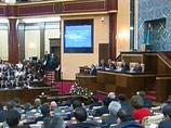Казахский президент Назарбаев отказался стать "лидером нации": полномочий он и так возьмет сколько захочет Казахский президент Назарбаев отказался стать "лидером нации": полномочий он и так возьмет сколько захочет
