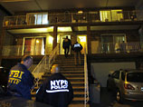 Обыски в квартирах подозреваемых в причастности к терроризму, задержанных в аэропорту Нью-Йорка