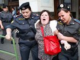 Действия милиции при разгоне митинга на Триумфальной площади обсудит Общественный совет при ГУВД Москвы