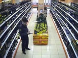 Евсюков 27 апреля 2009 года в состоянии алкогольного опьянения устроил стрельбу в столичном супермаркете "Остров"