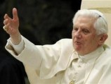 Бенедикт XVI снова выступил в защиту целибата