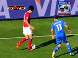 Футболисты Южной Кореи, выступающие на чемпионате мира в группе В, со счетом 2:0 переиграли команду Греции