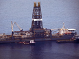 В Мексиканском заливе из-за пожара на судне остановлен сбор нефти