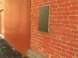 20-сантиметровая крыса с чемоданом, созданная баллончиком легендарного граффитиста, была изображена на дверце счетчика воды, который висел на стене дома дизайнера нижнего белья Митча Дауда в южной части Мельбурна