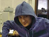 С предполагаемого убийцы адвоката Маркелова сняли обвинения в расправе над антифашистом С предполагаемого убийцы адвоката Маркелова сняли обвинения в расправе над антифашистом