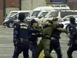 В Японии уволенный сотрудник ворвался на машине на завод Mazda и сбил 11 человек