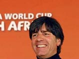 Главный тренер сборной Германии по футболу Йоахим Лев доволен, что в 1/8 финала чемпионата мира в ЮАР его команде будет противостоять английская дружина