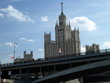 В Москве теплоход с детьми столкнулся с причалом - пострадавших нет В Москве теплоход с детьми столкнулся с причалом - пострадавших нет