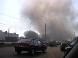 Сильный пожар в центре Челябинска: горел ангар с автомобилями