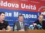 С требованиями коммунистов, однако, согласилась партия "Единая Молдавия", которая потребовала также отстранить Гимпу от исполнения обязанностей президента