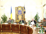 Президент Украины принес на совещание с силовиками марихуану и кокаин