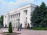 Верховная Рада приняла закон  о принципах внутренней и внешней политики Украины, из которого изъят пункт о возможности членства страны в НАТО