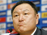 Сборная Южной Кореи осталась без тренера после отставки Хо Чжон Му