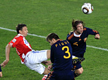 Футболисты сборной Испании, переиграв со счетом 1:0 команду Парагвая, стали последними полуфиналистами мирового первенства