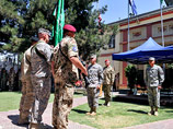 Американский генерал Дэвид Петреус в воскресенье официально принял командование воинскими контингентами НАТО, ISAF и США в Афганистане