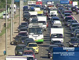 Начало новой недели вновь привело к коллапсу на ремонтируемом Ленинградском шоссе в российской столице