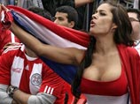 Парагвайская топ-модель Лариса Рикельме, специализирующаяся на демонстрации нижнего белья, пробежит голой по главной улице Асунсьона, чтобы подбодрить футболистов национальной сборной и выразить свое восхищение их игрой на чемпионате