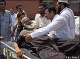 В Пакистане 65 человек убили в очереди за инвалидными колясками