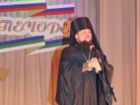 Епископ Сыктывкарский и Воркутинский Питирим выступил в защиту девиза "Православие или смерть!", который прокуратура просит признать экстремистским Епископ Сыктывкарский и Воркутинский Питирим выступил в защиту девиза "Православие или смерть!", который прокуратура просит признать экстремистским