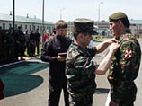 Командир батальона "Север" Алибек Делимханов получил Звезду Героя России, июнь 2009 года