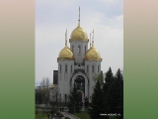 В храме Всех Святых на Мамаевом кургане в Волгограде устанавливают иконостас, расписанный в стиле XIV века