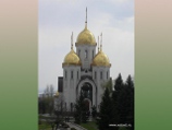 В храме Всех Святых на Мамаевом кургане в Волгограде устанавливают иконостас, расписанный в стиле XIV века В храме Всех Святых на Мамаевом кургане в Волгограде устанавливают иконостас, расписанный в стиле XIV века