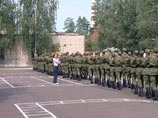 В российскую армию в ходе завершившегося накануне весеннего призыва  набрали молодых людей, не годных к службе по состоянию здоровья, а также студентов, констатируют правозащитники